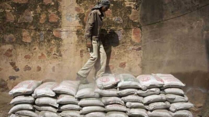 Adani Group in talks to buy Jaiprakash Power's cement unit for 5,000 crore .